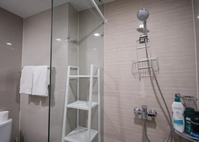 Uptown Bgc Luxury 1br With Fast Wifi مانيلا