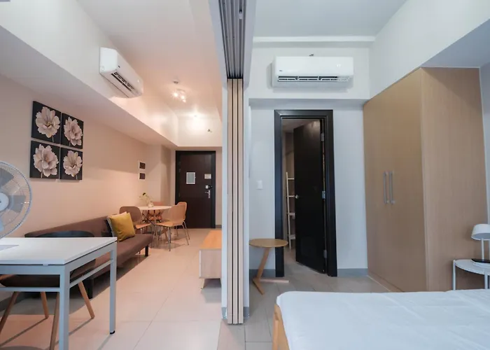 Uptown Bgc Luxury 1br With Fast Wifi *